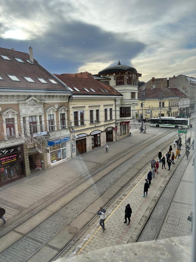 Szechenyi Apartman Daire Miskolc Dış mekan fotoğraf