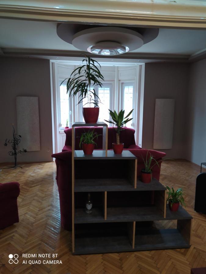 Szechenyi Apartman Daire Miskolc Dış mekan fotoğraf